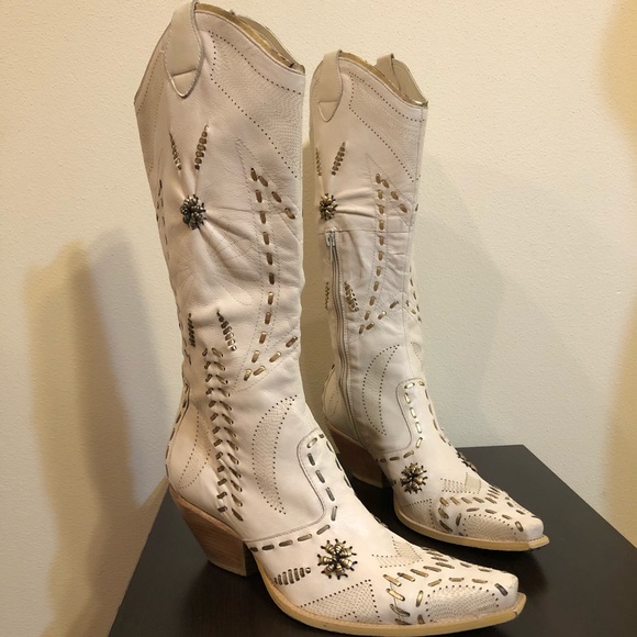 BCBGirls Shoes - BCBGirls Cream & Gold Square Toe Cowboy Boots